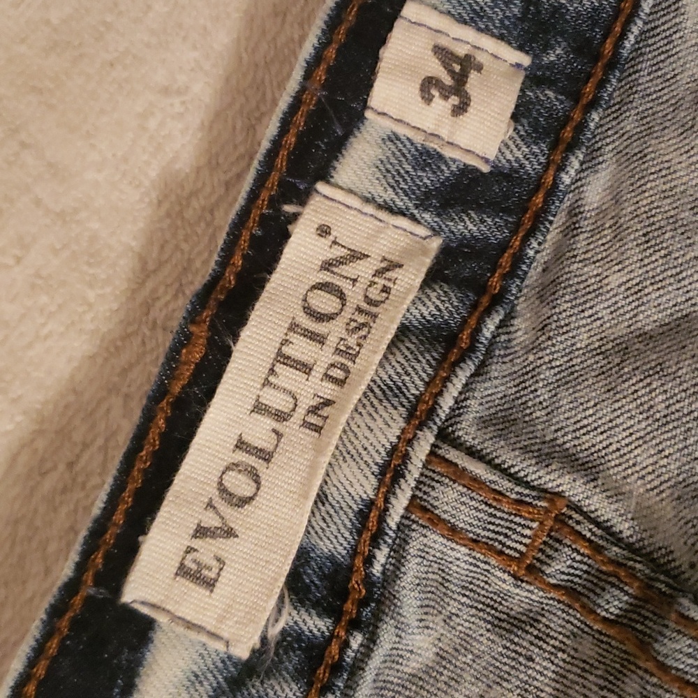 Evolution Jeans - Picture 6 of 8